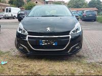 Usata Peugeot 208 82 CV (60 kW) 2017 Nero Utilitaria