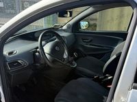 Usata Lancia Ypsilon 2012 Grigio Utilitaria