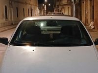Usata Fiat Punto 54 CV (39 kW) 1997 Bianco Utilitaria