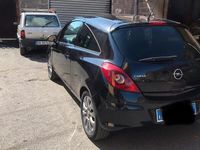 Usata Opel Corsa 90 CV (66 kW) 2011 Nero Utilitaria