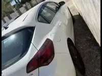 Usata Opel Astra 125 CV (91 kW) 2011 Bianco Berlina