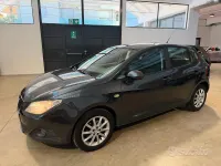 Usata Seat Ibiza 90 CV (66 kW) 2011 Grigio Berlina