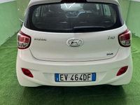 Usata Hyundai i10 67 CV (49 kW) 2015 Bianco Utilitaria