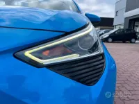 Usata Toyota Aygo Connect Style 72 CV (52 kW) 2020 Blu Utilitaria