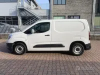 Usata Opel Combo 102 CV (75 kW) 2019 Bianco Monovolume