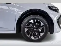 Nuova Renault Clio V Techno 116 CV (85 kW) 2026 Grigio Berlina