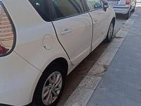 Usata Renault Scénic III XMOD 110 CV (80 kW) 2015 Bianco Monovolume