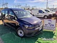 Usata VW Caddy 140 CV (102 kW) 2020 Nero Monovolume