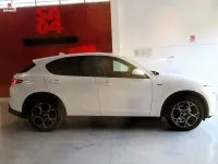 Usata Alfa Romeo Stelvio Sprint 190 CV (139 kW) 2021 Bianco SUV