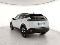 Usata Peugeot 2008 Allure 101 CV (74 kW) 2025 Bianco SUV