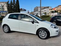 Usata Fiat Punto Street 95 CV (69 kW) 2014 Bianco Utilitaria
