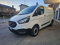 Usata Ford Transit Custom 105 CV (77 kW) 2018 Bianco pastello Berlina