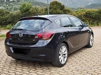 Usata Opel Astra Cosmo 125 CV (91 kW) 2009 Nero Berlina