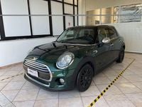 Usata Mini ONE 102 CV (75 kW) 2016 Verde Utilitaria