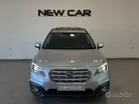 Usata Subaru Outback 150 CV (110 kW) 2015 Grigio Station wagon