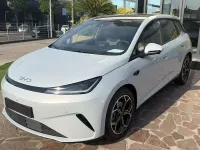 Nuova BYD Dolphin Comfort 155 kW (212 CV) 2026 Bianco Utilitaria
