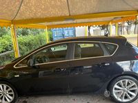 Usata Opel Astra Cabriolet 110 CV (80 kW) 2010 Nero Cabrio