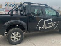 Second-hand Nissan Navara 190 CP (139 kW) 2011 Negru Pickup