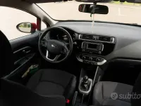 Usata Kia Rio City 85 CV (62 kW) 2016 Rosso Utilitaria