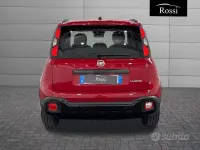 Usata Fiat Panda Cross Cross 70 CV (51 kW) 2025 Rosso alfa Utilitaria