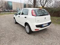 Usata Fiat Grande Punto Active 77 CV (56 kW) 2010 Bianco Utilitaria