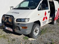 Usata Mitsubishi Space Gear 100 CV (73 kW) 2001 Bianco Monovolume