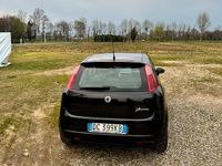 Usata Fiat Grande Punto Dynamic 95 CV (69 kW) 2006 Nero Utilitaria