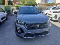 Nuova Peugeot e-2008 Allure 56 kW (77 CV) 2026 Grigio SUV