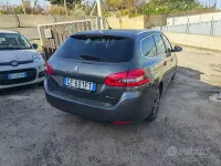 Usata Peugeot 308 GT 131 CV (96 kW) 2021 Grigio Station wagon
