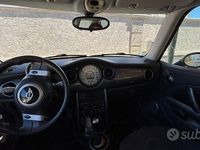 Usata Mini Cooper 90 CV (66 kW) 2004 Bianco Utilitaria