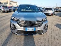 Usata Peugeot 2008 Allure 102 CV (75 kW) 2025 Argento SUV