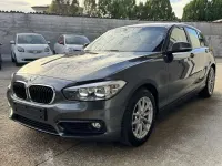 Usado BMW 118 Advantage 136 CV (100 kW) 2018 Gris Utilitario
