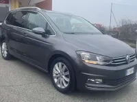 Usata VW Touran Executive 150 CV (110 kW) 2016 Grigio Monovolume