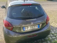 Usata Peugeot 208 Active 82 CV (60 kW) 2018 Utilitaria