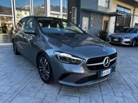 Käytetty Mercedes B180 Advanced Plus 136 HP (100 kW) 2023 Harmaa Tila-auto