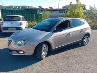 Usata Lancia Delta 120 CV (88 kW) 2010 Viola Utilitaria