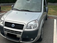 Usata Fiat Doblò 84 CV (61 kW) 2006 Grigio Monovolume