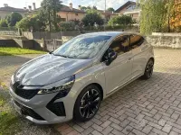 Käytetty Renault Clio V 101 HP (74 kW) 2024 Sedan