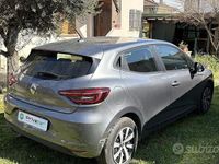 Usata Renault Clio V Techno 91 CV (66 kW) 2023 Grigio Utilitaria