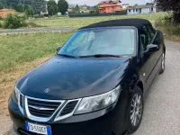 Usata Saab 9-3 150 CV (110 kW) 2010 Nero Cabrio