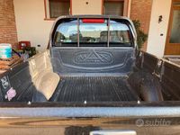 Usata Isuzu D-Max 131 CV (96 kW) 2005 Nero Cabrio