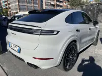 Usata Porsche Cayenne 354 CV (260 kW) 2024 Gesso SUV