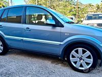 Usata Ford Fusion 67 CV (49 kW) 2007 Bianco Berlina