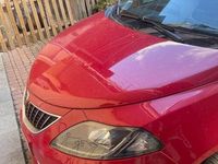 Usata Lancia Ypsilon Gold 69 CV (50 kW) 2022 Rosso Utilitaria