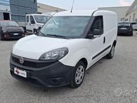 Usata Fiat Doblò Lounge 95 CV (69 kW) 2020 Bianco Monovolume