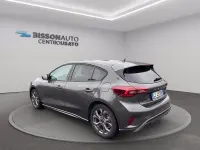 Usata Ford Focus ST-Line 125 CV (91 kW) 2022 Grigio Berlina