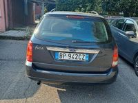 Usata Ford Focus 100 CV (73 kW) 2000 Blu Station wagon