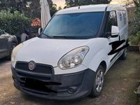 Usata Fiat Doblò 90 CV (66 kW) 2012 Bianco Monovolume