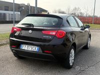 Usata Alfa Romeo Giulietta 120 CV (88 kW) 2019 Marrone Berlina