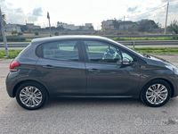 Usata Peugeot 208 Allure 74 CV (54 kW) 2016 Grigio Utilitaria